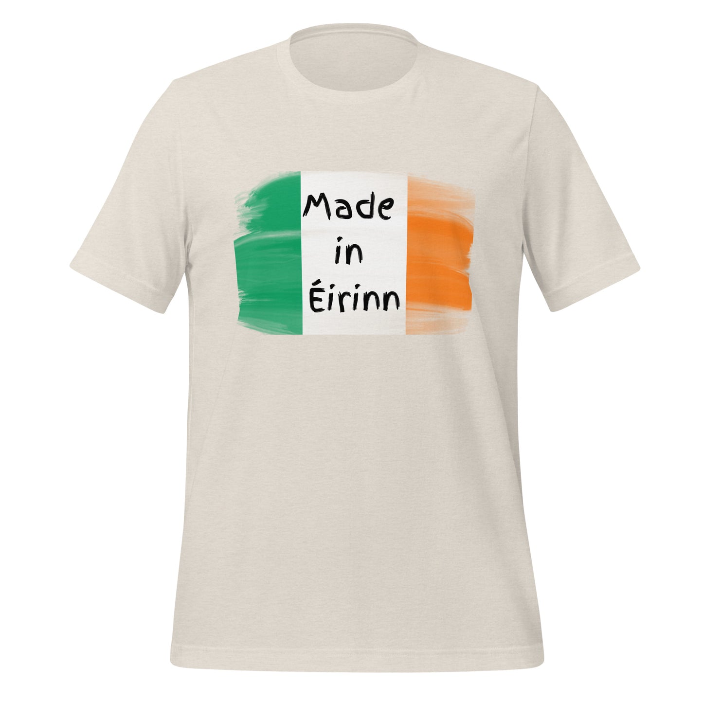 T-léine: Made in Éirinn